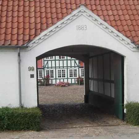 Mini-lejlighed Med Kokken - Deler Bad Og Toilet Med Nabolejlighed 2 Appartamento Asperup