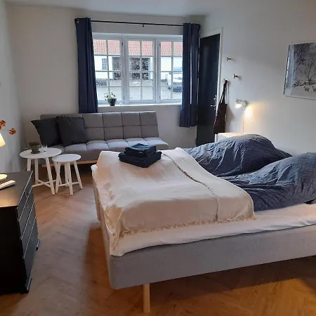 Appartamento Mini-lejlighed Med Kokken - Deler Bad Og Toilet Med Nabolejlighed 2 Asperup